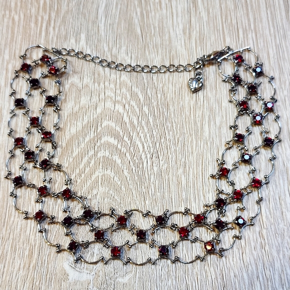 Chained Choker Necklace with Red Rhinestones Carolee - Picture 1 of 5